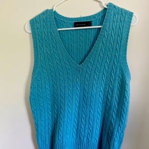 New York & Co. Sweater Vest size L.